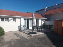 Félicien : Maison T3 rénovée à 200m de la plage