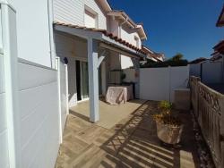Garolle 7 : Duplex Plage, deux chambres, terrasse et parking